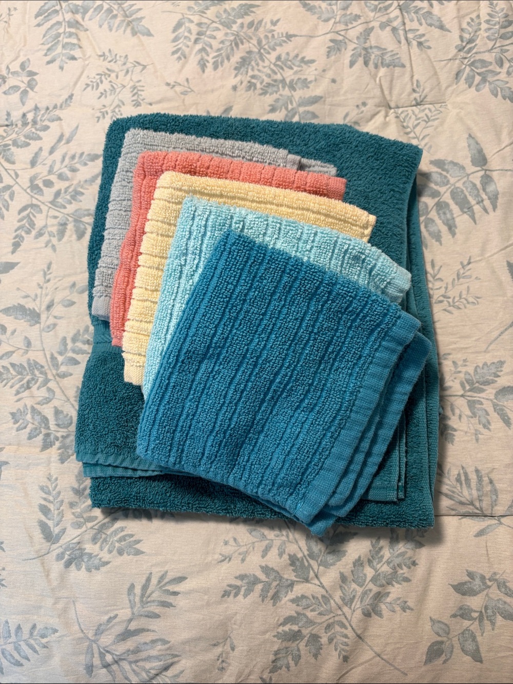 Bath towel with washcloths